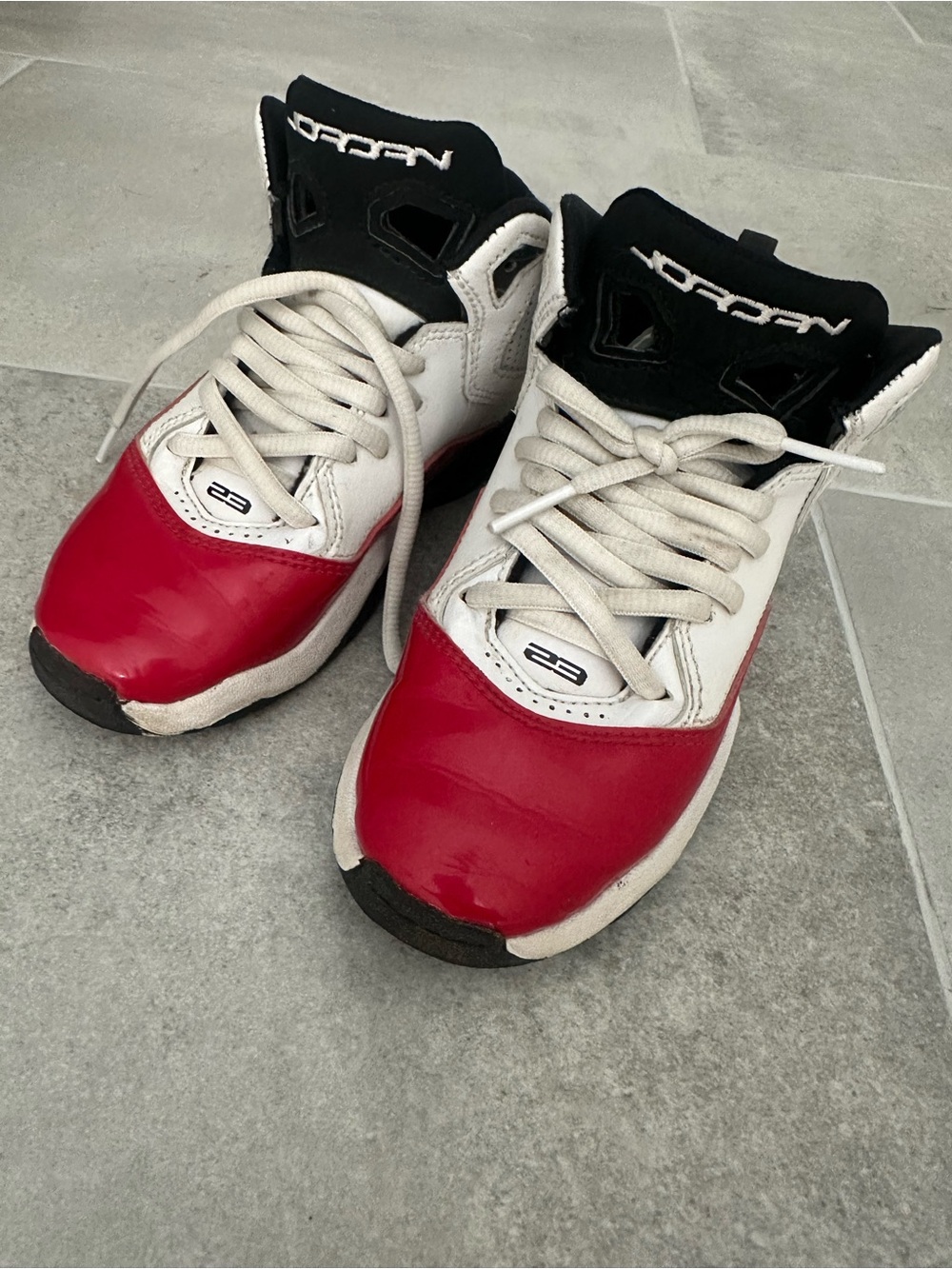 Nike taddle air jordan b'loyal 11c